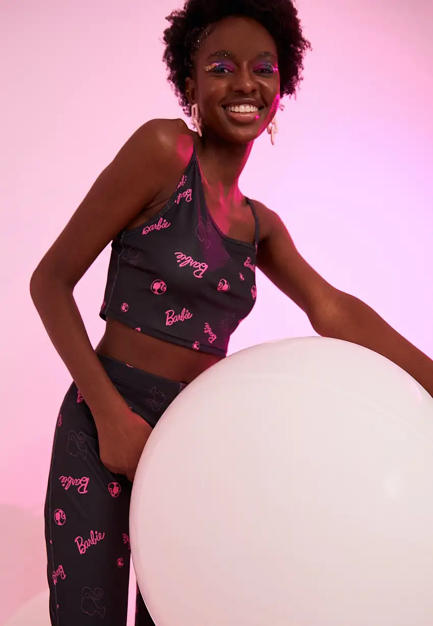 Barbie - Logo All Over - Top