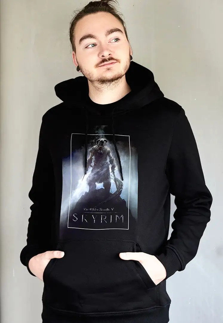 Skyrim - Dust Backprint - Felpa con cappuccio