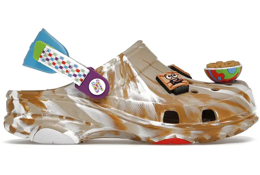 Crocs Classic Clog Cinnamon Toast Crunch
