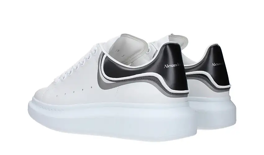 Alexander McQueen Sneakers Oversize Uomo Pelle Bianco/Nero