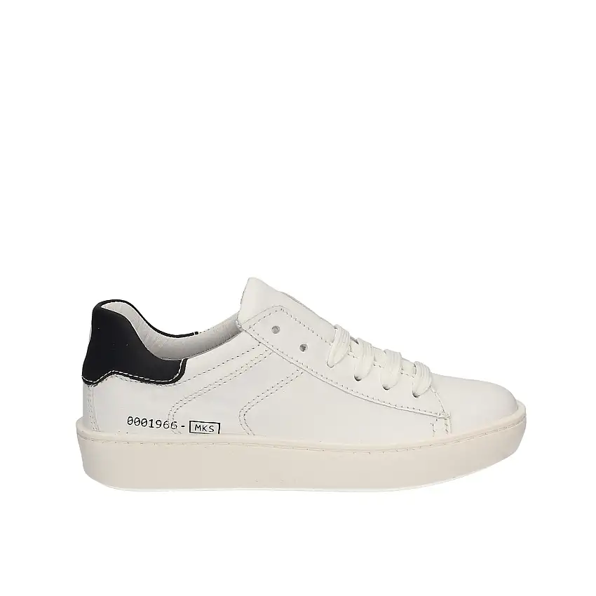 Melania Sneakers ME6052F7E.A
