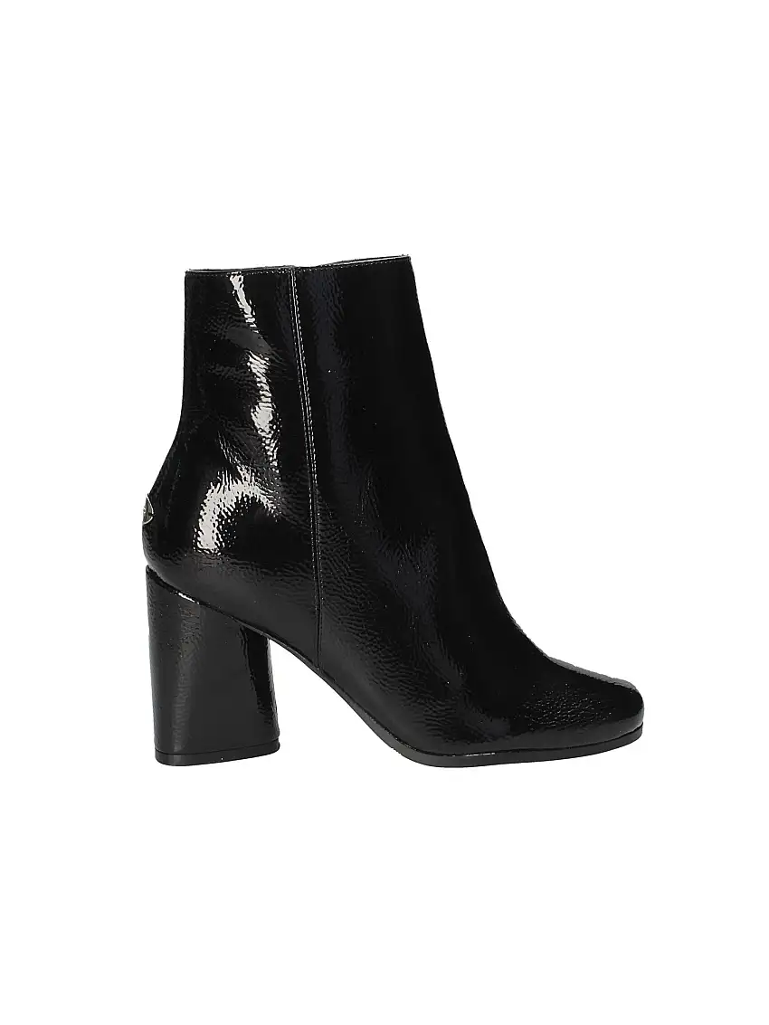 Guess Stivaletti FLCH34 PAF10