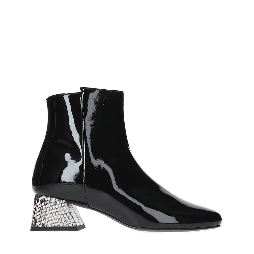 Pregunta Stivaletti PAA34-VP