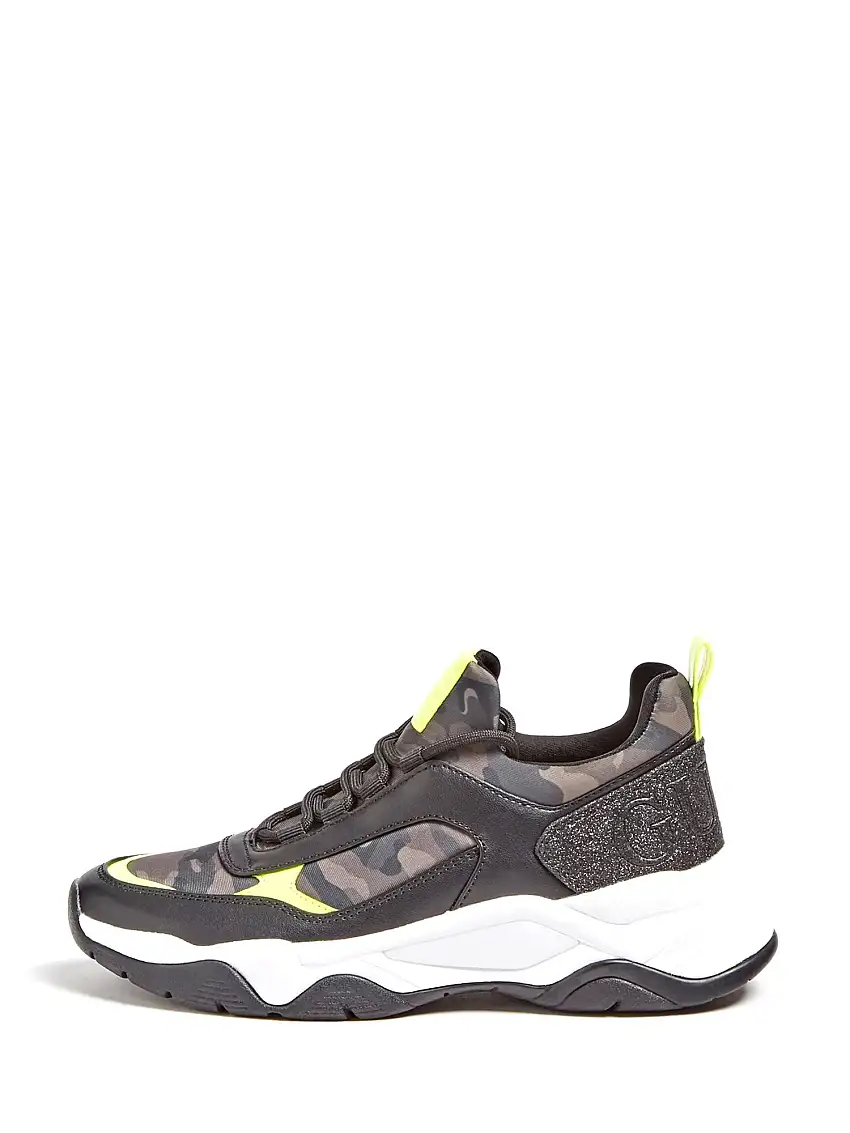 Guess Sneakers FL7FRY FAP12