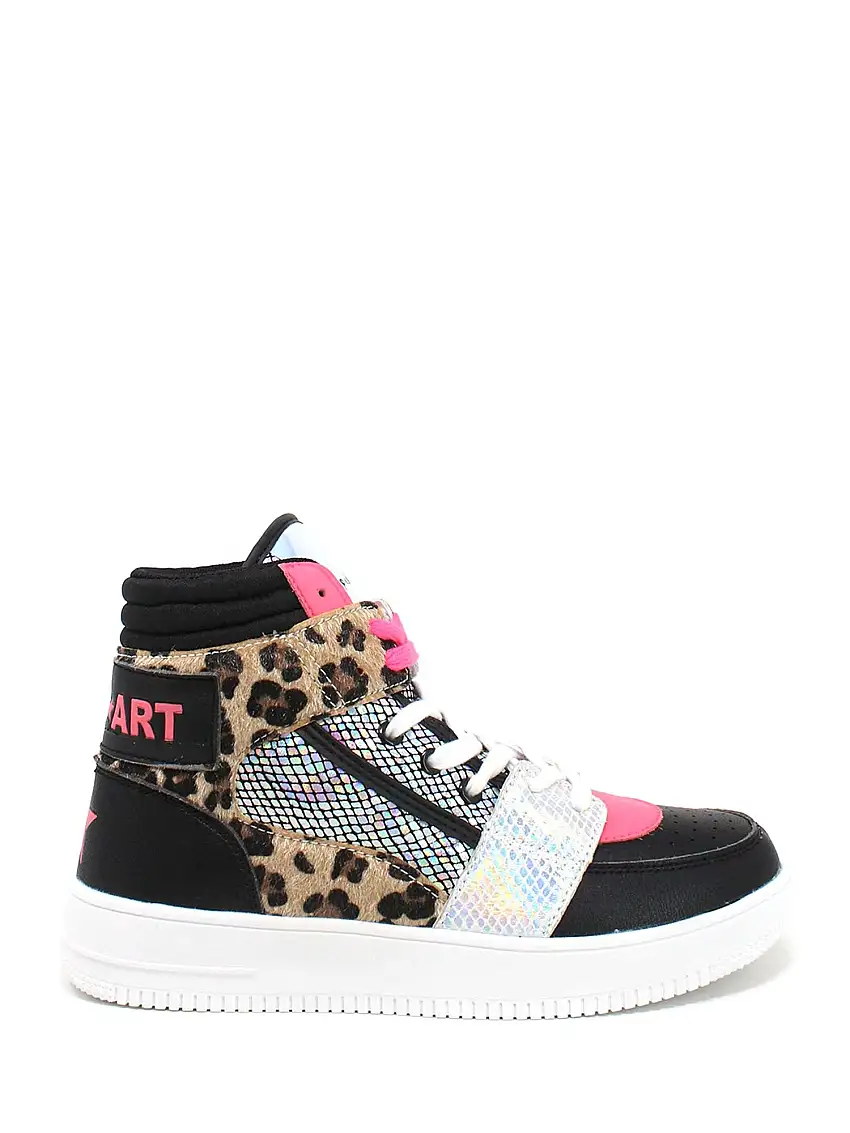 Shop Art Sneakers SA80244