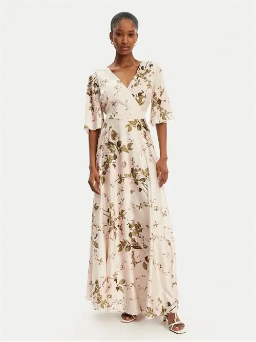 RINASCIMENTO ABITO 44255520